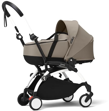 Stokke YOYO3 Kinderwagen mit Liegewanne (Taupe) - Inklusive Rahmen (White), Liegewanne, Doppelmatratze, Fußbezug, gepolstertem Schultergurt und schützender Aufbewahrungstasche