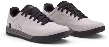 Stövlar räv unisex platt vintage vit 44