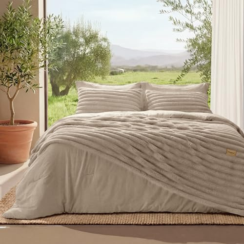 Bedsure Gentlesoft™ 2-in-1 King Size Comforter Set and Detachable Fluffy Blanket, Beige Bedding Set for All Season Use, Detachable Design for Space Saving (Includes 2 Pillow Shams, 2 Pillowcases)