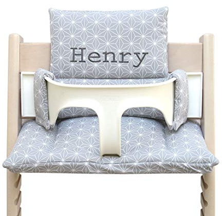 Blausberg Baby - Stokke Tripp Trapp Sitz-Kissen Set mit Namen (Happy Star Grau)