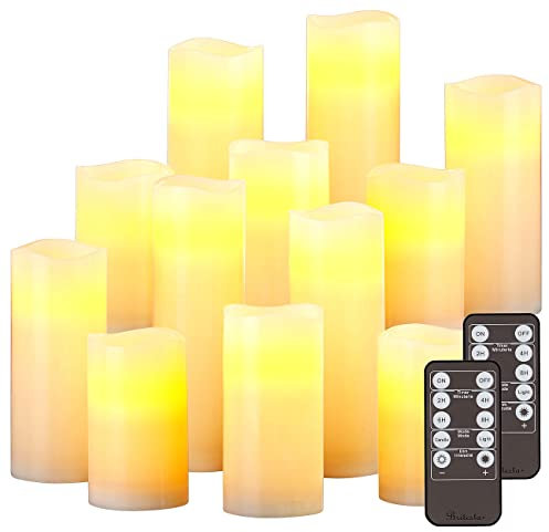 Britesta LED-Kerzen-Set mit Timer: 12er-Set dimmbare LED-Echtwachskerzen mit Fernbedienung, in 5 Größen (Kerzen mit flackerndem Licht, Flackerlicht-Echtwachs, Fernbedienungen)