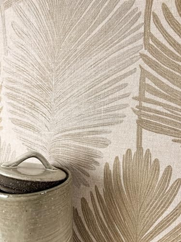 Newroom papier peint intissé beige feuilles de palmier salon | feuilles sable sur beige chaud, texture lin mat, papier peint floral campagne, tapisserie chambre et entrée