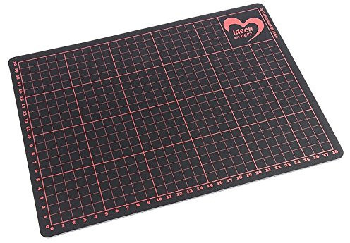 Ideen mit Herz Schneidematte, selbstheilend, Ideen-mit-Herz-Design | mit Bemaßung, Zentimetereinteilung | schnittfeste Arbeits-Unterlage zum Basteln, Scrapbooking, Modellbau (Din A4 | 30 x 22 cm)