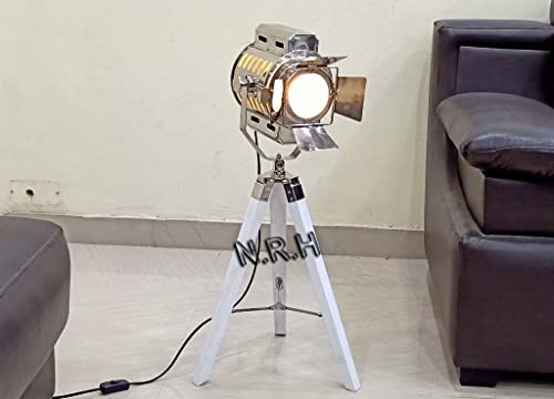 Lampada da tavolo a treppiede industriale Faretti in stile retrò Proiettori in legno Lampada da terra Cinema Props-per soggiorno camera da letto