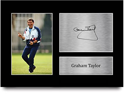 HWC Trading A4 Graham Taylor England Geschenke Gedrucktes Signiertes Autogramm Foto für Fußball Anhänger and Fans