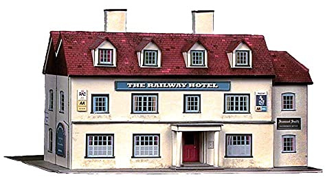 B33 Superquick Railway Hotel - 1/72 OO/HO - Card Model Kit by Superquick