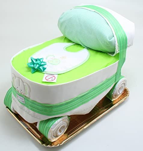Torta di Pannolini a forma di Carrozzina color Verde con 48 pannolini 3/6 kg, parure lenzuolini da carrozzina, bavaglia e prodotti di cosmesi di qualità. Made in Italy