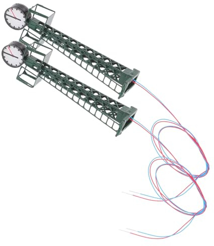 Uonlytech 2 Stück Modellbahn Straßenlaternen mit Uhr und Licht Metall Abs Grün Miniaturisierte Skala für Modellbahn Landschaften und Gleis Szenen Kompakt und Realistisch