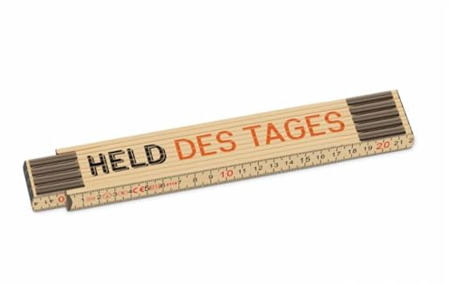 Zollstock aus Holz mit Botschaft Held des Tages, 2 Meter Länge, Metall Endkappen, stabile Scharniere, präzise Skala, Glasbirkenholz mit Klarlackversiegelung.
