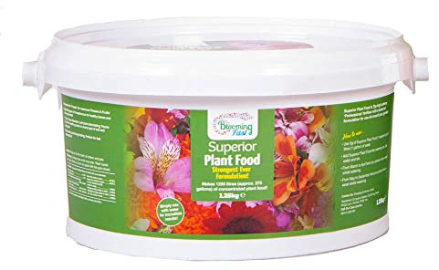 Blooming Fast Universal Soluble Fertiliser 1.25kg Resealable Tub