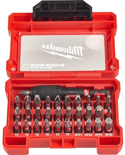 Set mit 32 verschiedenen Einsätzen, für Arbeitsschrauber, im Koffer der Marke MILWAUKEE