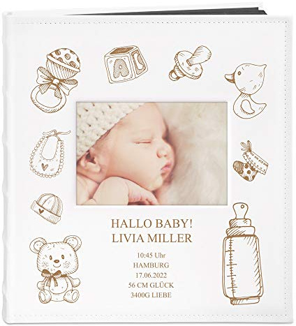 Maverton Fotoalbum zum Selbstgestalten mit Aufdruck - für 240 Fotos 10x15-60 schwarze Seiten - Größe 33x30cm - Weiß - personalisierte Geschenke für Kinder zur Taufe Kommunion - Geburtstagsgeschenk