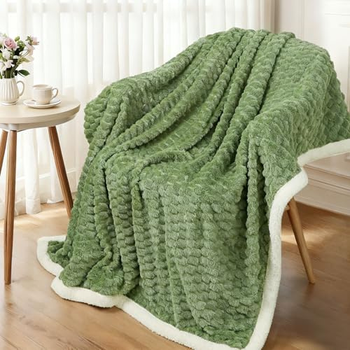Famibay Überwurfdecke, 150 x 200 cm, Überwürfe für Sofas, groß, Salbeigrün, flauschiger Bettüberwurf, doppelt dick, weiche Fleecedecke, 3D-Jacquard, für Sofa, Bett, Couch, Stuhl