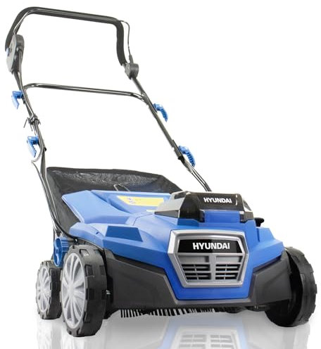 Hyundai 15'' 380mm Artificial Grass Sweeper 2x 20V (40V) 380mm Working Width, Brushless Motor, 4Ah Li-ion Batteries, Adjustable Sweeping Heights, 3 Year Warranty