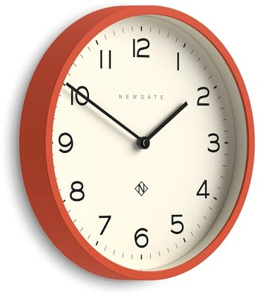 NEWGATE® Number Four Echo Wanduhr | Moderne runduhr | 30cm | Orange | Leicht lesbare Zahlen | Ideal für küche, Wohnzimmer oder büro