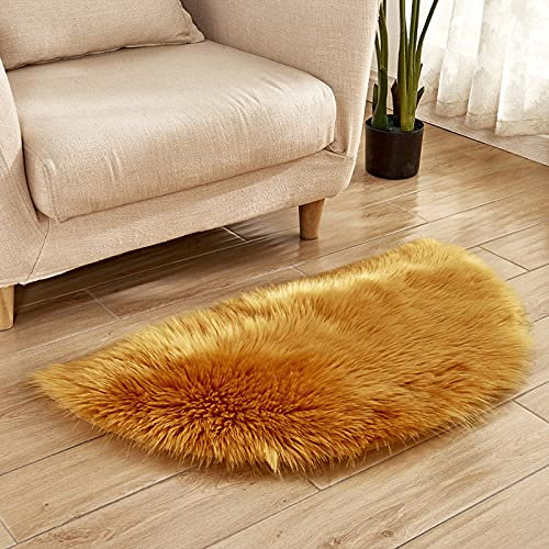 YUGWNN Gelbes Kamel Teppich Bettvorleger Flausch Fell füR Sofa,Waschbar Dekofell Kunstfell Sitzfell,Halbkreis 45x90cm/17,7x35,15in