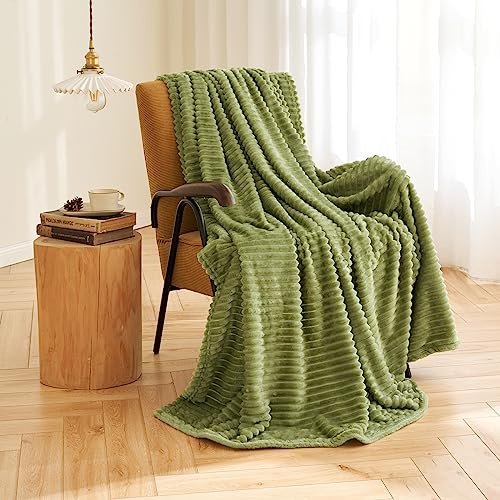 MIULEE Couverture Polaire Vert Canapé Lit 125x150cm 1Pz | Couverture Plaid Flanelle Velours Canapé Chambre Sofa Peut Ëtre Utilisé dans 4 Saisons Douce Fourrure Polaire Douce et Chaude