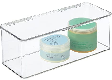 mDesign Badezimmer Box mit Deckel – praktische Kunststoff Box für Pflegeprodukte, Medikamente und Kosmetika – stapelbare Aufbewahrungskiste – durchsichtig