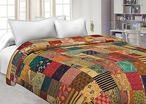 Sophia Art Couverture matelassée à Motifs Floraux de Style Vintage en Coton brodé au Point Kantha, confectionnée à la Main au Rajasthan - Couette/Couverture/Gudari/Couvre-lit réversible -Multicolore