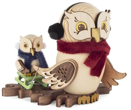Rudolphs Schatzkiste Räuchermann Eule mit Schlitten und Kind bunt Höhe ca. 16cm NEU Rauchen Rauchfigur Rauchmann Räucherfigur Räucherkerze Smoker Kerze Figur Mann Holz Seiffen Erzgebirge Holz Schnee