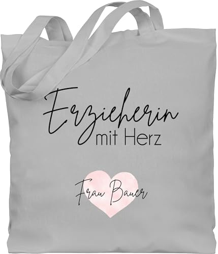 Geschenk mit Namen personalisiert by Shirtracer - Baumwolltasche - Geschenk Erzieherin mit Herz mit Name | Abschiedsgeschenk Erzieherin Kita Danke Geschenke Erzieherinnen Abschied