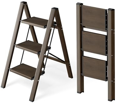 Attestierer Scala Pieghevole A 3 Gradini, Sgabello Scala In Alluminio | Capacità Di Carico 150 Kg, Scala Con Piedi Antiscivolo & Gradini Largi, Uso Interno & Esterno,Effetto Legno, Marrone Scuro