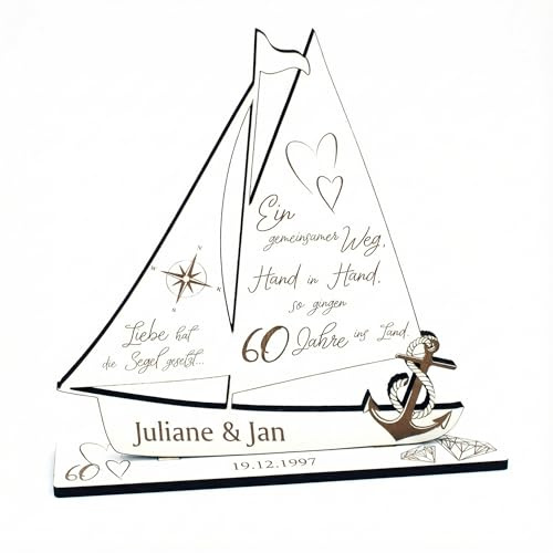 DEKOLANDO Diamantene Hochzeit Deko Hochzeitstag 60 Jahre Jubiläum mit Wunschnamen Datum Holz Aufsteller Schiff - EIN gemeinsamer Weg, Hand in Hand - 18 x 20 cm