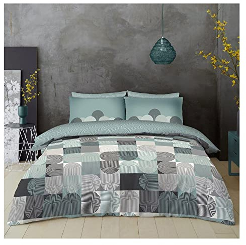 Lions 4 Piece Bedding Set with Fitted Sheet - King Size Duvet Cover Sets + Matching Pillowcases, Reversible Geometric Quilt Covers, Soft Poly Cotton Printed Shapes Bed Linen, Sage Green