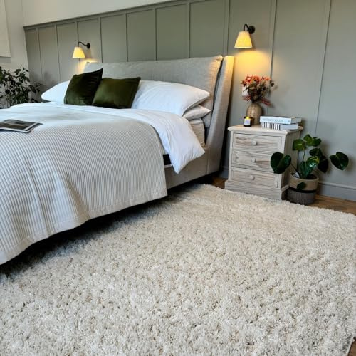 Shaggy Thick High Pile Rugs Fluffy Comfortable Warm Soft Touch Cream Bedroom Living Area Rug 200cm x 290cm (6ft 6 x 9ft 6)