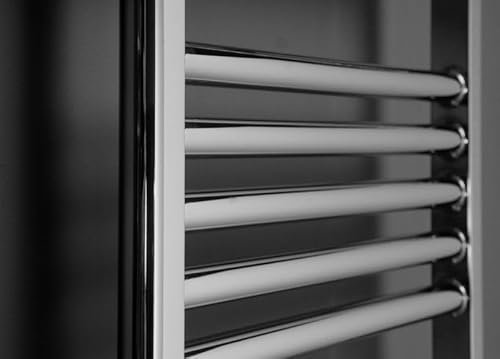 Ximax Badheizkörper C1 Chrom - kann innerhalb jeder gängigen Zentralheizung eingebaut werden und ist mit jedem handelsüblichen Thermostatventil kombinierbar (916 mm x 450 mm)