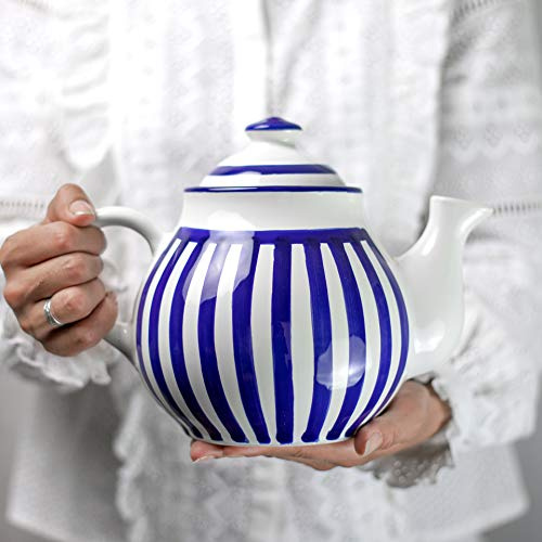 City to Cottage® - Teekanne für 4-6 Tassen | Blau-Weiß gestreift | Handgemacht | Teekanne Keramik Geschirr | 1,7 Liter