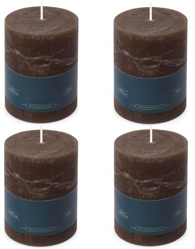 Stumpenkerzen Rustic 4er-Set - 8x11 cm - Brenndauer: 65 Std., rußfrei, 100% Paraffin - für Kerzenständer, Kerzenhalter, Weihnachten, Hochzeit, Blockkerze, Kerze, Adventskranz, Advent (dunkelbraun)