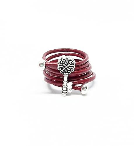 Anillo Ajustable de Cuero Marrón con Llave de Zamak, Moderno, Regalos para Ella, Regalo Mujer, Regalo Navidad