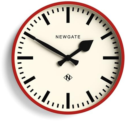 NEWGATE® Number Three Railway Reloj de Pared | Reloj de estación Moderno de inspiración Retro | Rojo | Diales de señalización | Estilo de Mediados de Siglo para Cocina