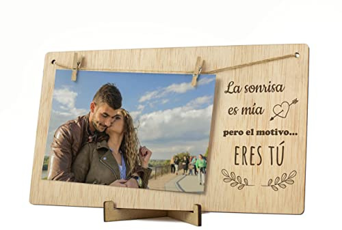 CONTRAXT Marco álbum fotos San Valentín. Portafotos Marco colgar fotos con pinzas madera regalos detalles ideas originales especial feliz san valentin enamorados wonderful hombre mujer (Parejas ES)
