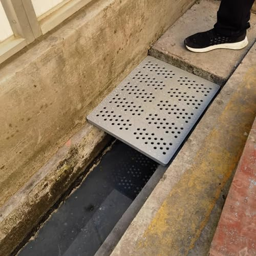 Griglia di drenaggio resistente, copertura rettangolare per grondaia per vialetti e prati, copertura per pozzo di scarico in resina (larghezza 35 cm x altezza 4 cm)