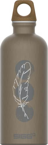 SIGG Traveller MyPlanet™ Lighter vattenflaska (0,6 l), klimatneutral och läckagesäker drickflaska, fjäderlätt drickflaska av aluminium, tillverkad i Schweiz