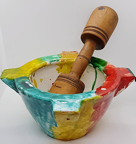 Mortaio in ceramica con Pestello in legno PEZZO UNICO Realizzato e dipinto a mano Le Ceramiche del Castello Made in Italy Dimensioni 29 x 14 centimetri.