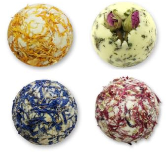 4er Set Geschenkset Badekugeln (104,95€/kg) Badebomben Badebutter-Kugel mit Schafmilch je 50g in einer Schachtel, aus Österreich - Duft Lotus, Limette-grüner Tee, Erdbeere, Wildrose