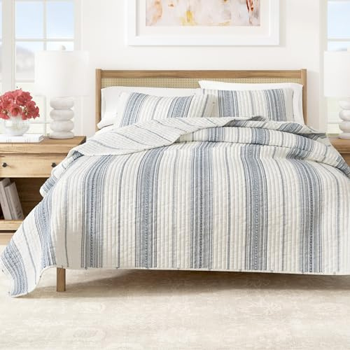 Great Bay Home Set di biancheria da letto double-face, per tutte le stagioni, moderno, leggero, copriletto a righe bianche e blu navy (include 1 trapunta, 2 federe per cuscino)