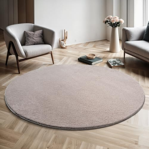 the carpet Relax Moderner Flauschiger Kurzflor Teppich, Anti-Rutsch Unterseite, Waschbar bis 30 Grad, Super Soft, Felloptik, Sand, 120 cm Rund