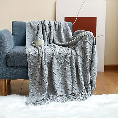 Kuscheldecke Flauschig Grau Hellgrau Gestrickt Tagesdecke Grob Wohndecke Wendedecke Kuscheldeck Sofadecke Couchdecke Strickdecke Sofa Bett Überwurf 130 x 180 cm Sofaüberwurf mit Fransen Bedspread