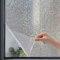 Avoid Vinilo Cristal Efecto Mosaico con Efecto Arcoíris Solar – Vinilo Ventana con Privacidad y Protección UV – Lámina para Ventanas sin Taladrar – Incluye Espátula, Cúter y Pulverizador (120x300 cm)
