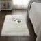 Cumay Piel de Imitación, Artificial Alfombra, excelente Piel sintética de Calidad Alfombra de Lana ，Adecuado para salón Dormitorio baño sofá Silla cojín (Blanco, 70 x 135 cm)