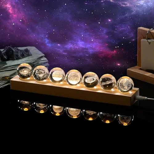 FIYSON 3D Kristallkugel Nachtlicht,USB 40mm Galaxie LED BallLampe,7 Stück Sonnensystem Kristallkugel,Holzsockel,Projektorlicht Nachttischlampe für Weihnachten/Geburtstag Astronomie Geschenk (Stil 3)