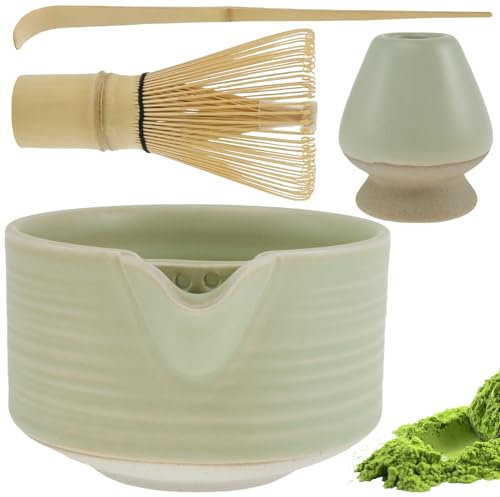 NIHUIFDPY 4Pcs Matcha Bowl Set with Pouring Spout, 500ml Ceramic Matcha Bowl with Matcha Whisk Holder & Matcha Scoop & Matcha Whisk for Tea Lovers Matcha