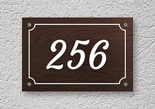 Targa per esterno con numero civico personalizzato in laminato plastico in varie misure - spessore 3.2 mm (Incisione Bianca - Sfondo Legno Noce)