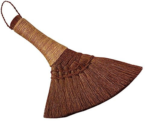 FRCOLOR Escoba De Fibra De Palma Hecho a Mano Mango Corto, Escoba para Casa Portátil Resistente Al Desgaste, Limpieza De Muebles y Escritorios, Suministros De Limpieza Hogar
