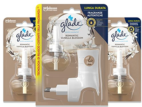 Glade Liquido Elettrico, Profumatore per Ambienti con Olii Essenziali, Fragranza Romantic Vanilla Blossom, Confezione da 1 Diffusore e 3 Ricariche, Versione precedente