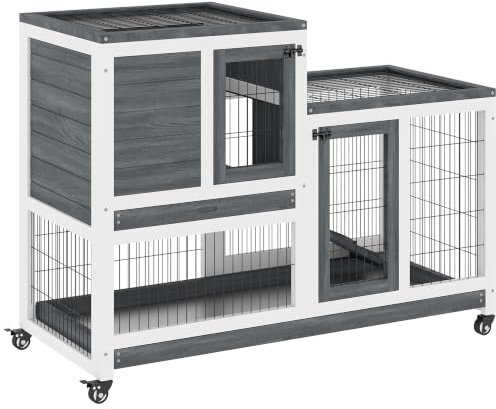 PawHut Conigliera da Interno in Legno Abete con Ruote 110x50x88cm Grigio | Vassoi Estraibili, Casetta per Conigli con Rampa